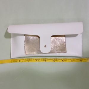 Women's eyeglass sunglass credit card holder cash wallet case cream gold